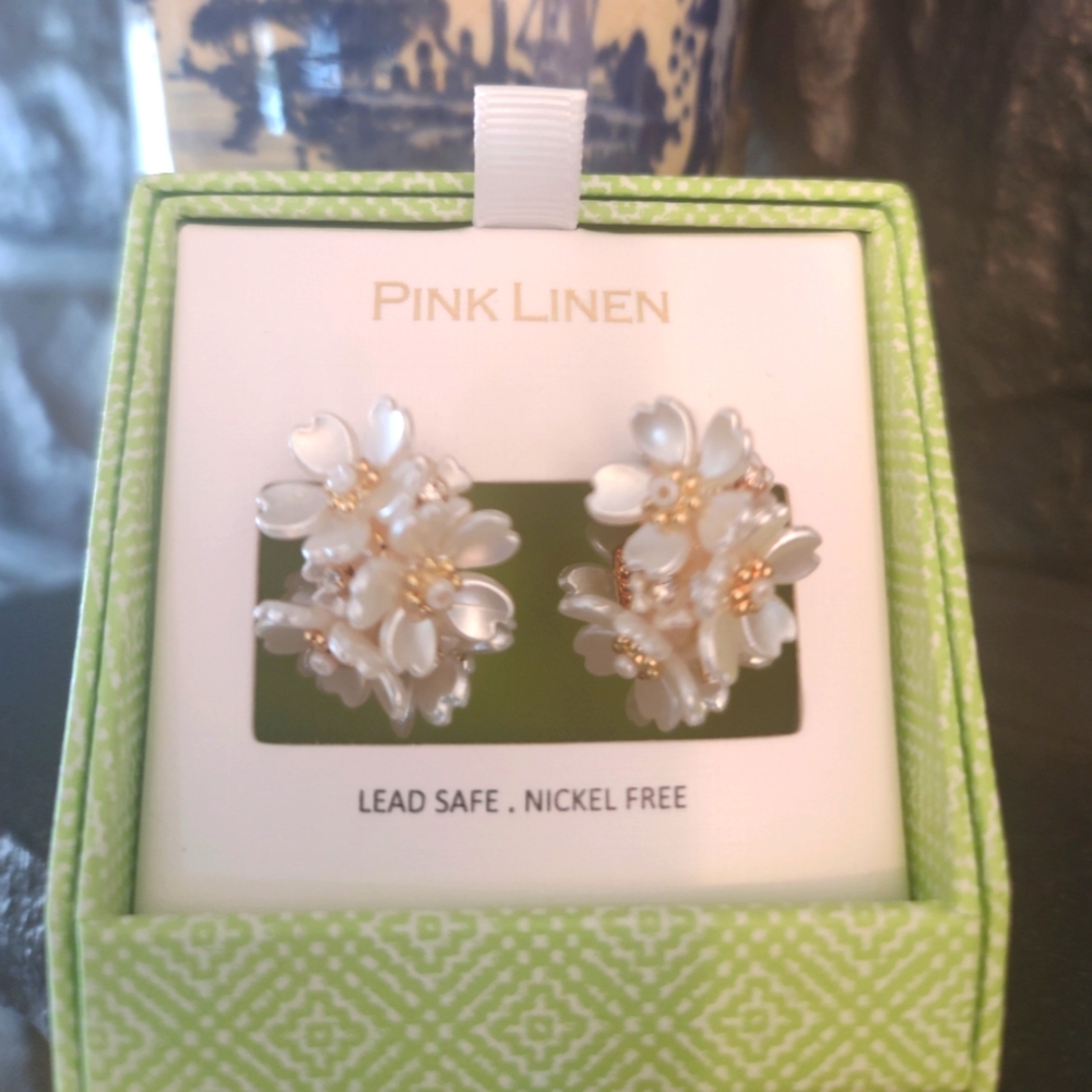 House of Harlow 1960 earrings